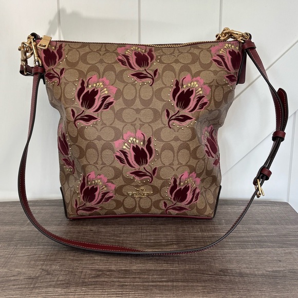 Coach Handbags - NWT Coach Abby Duffle In Signature Canvas With Desert Tulip Print Flocking